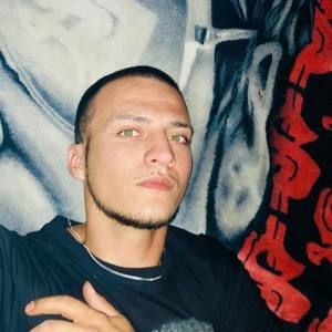 Meet your Posher, Angelo